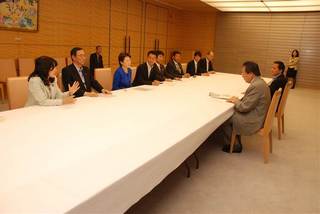 517首相官邸2.jpg