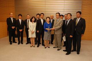 1517首相官邸.jpg